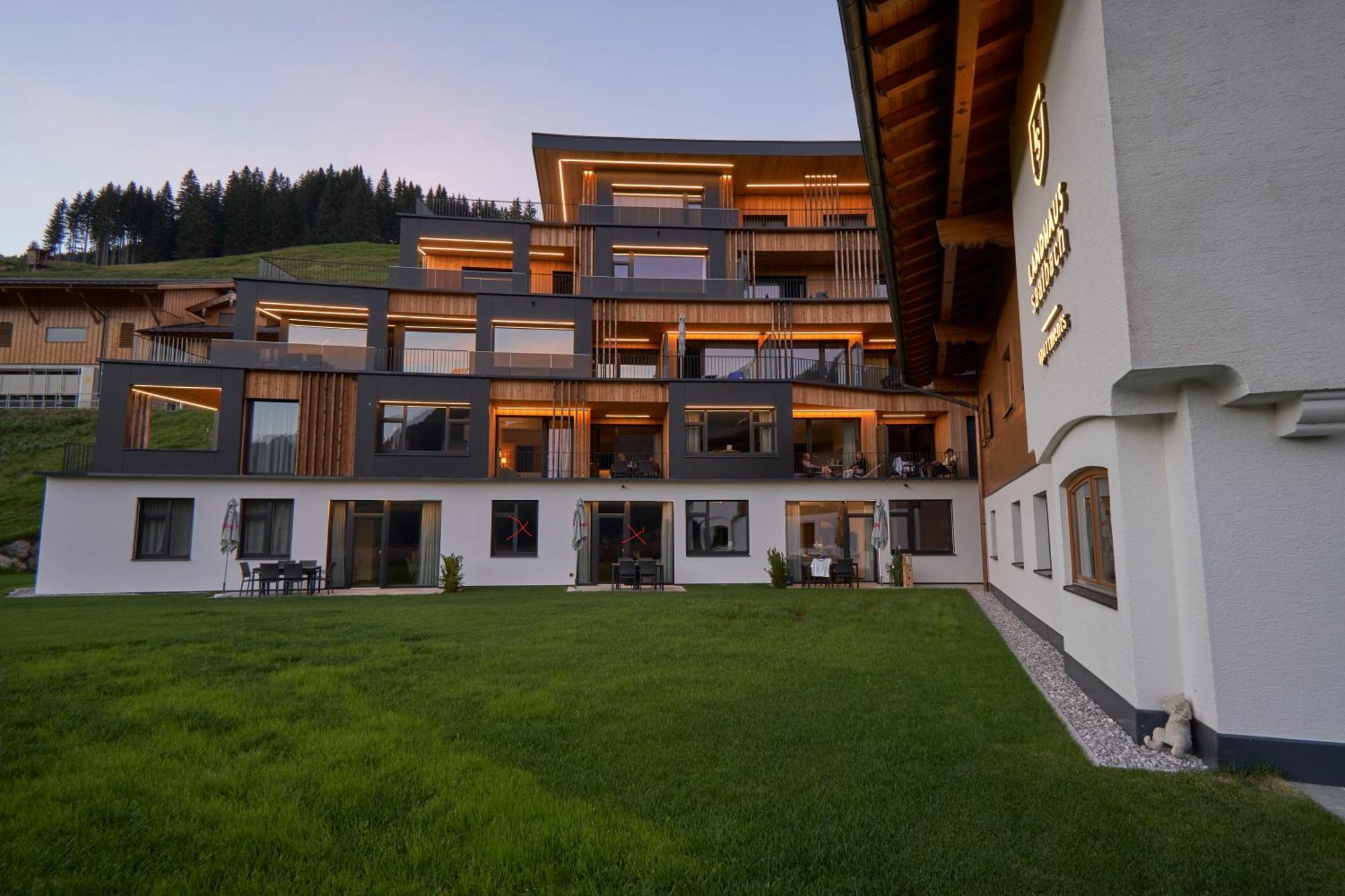 Apartments Landhaus Saalbach エクステリア 写真