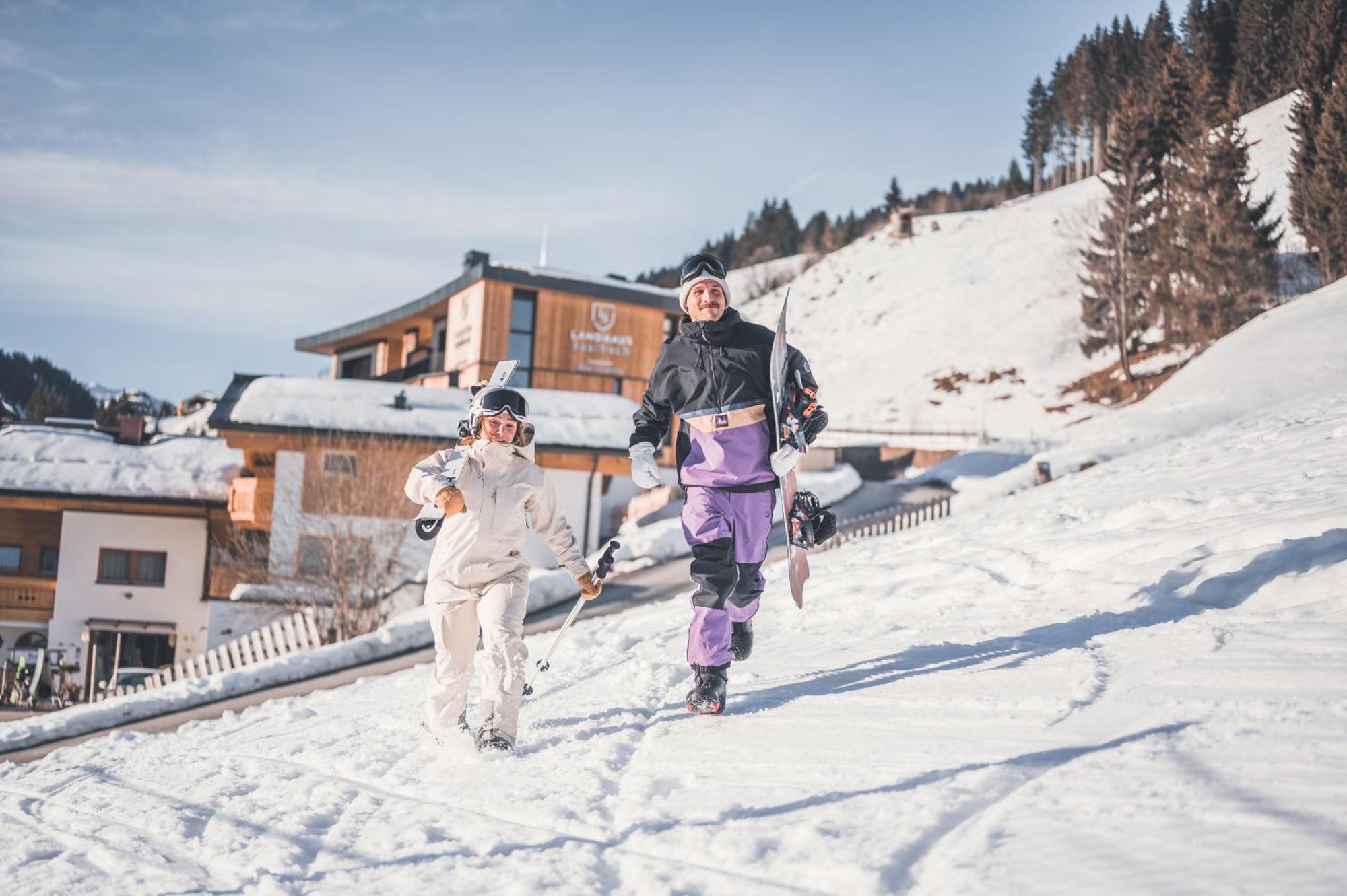 Apartments Landhaus Saalbach エクステリア 写真