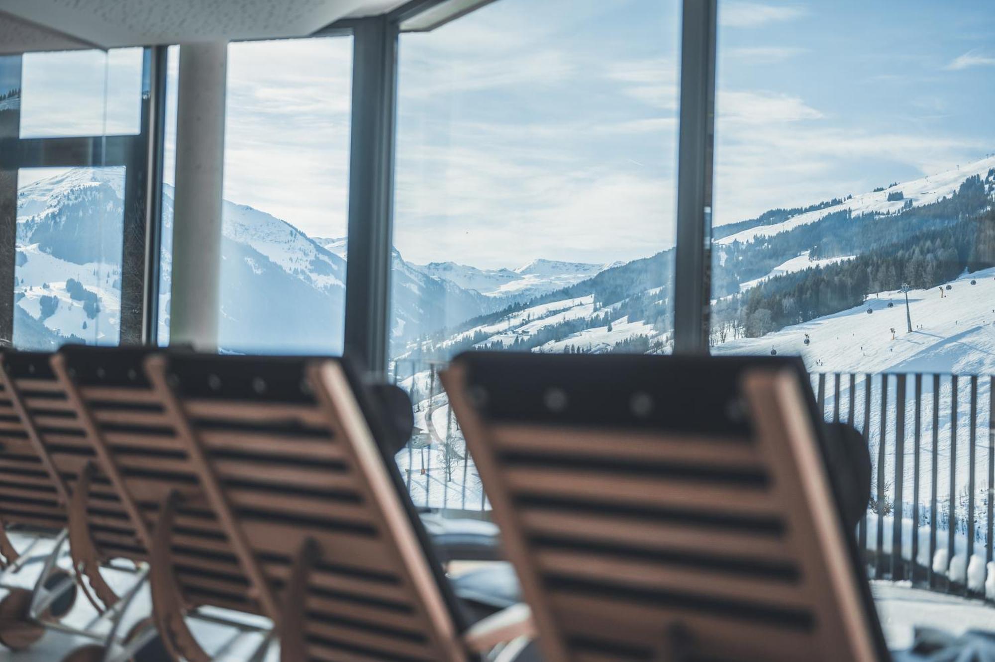 Apartments Landhaus Saalbach エクステリア 写真