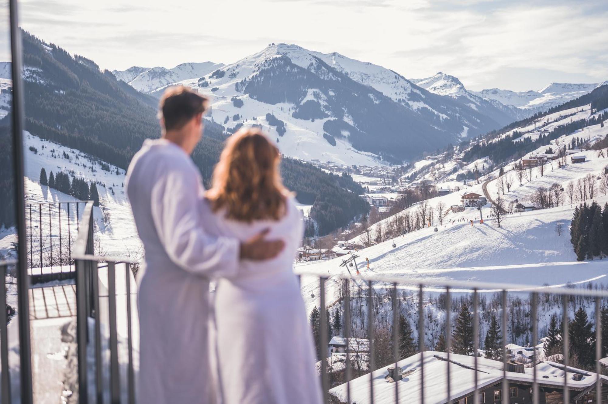 Apartments Landhaus Saalbach エクステリア 写真