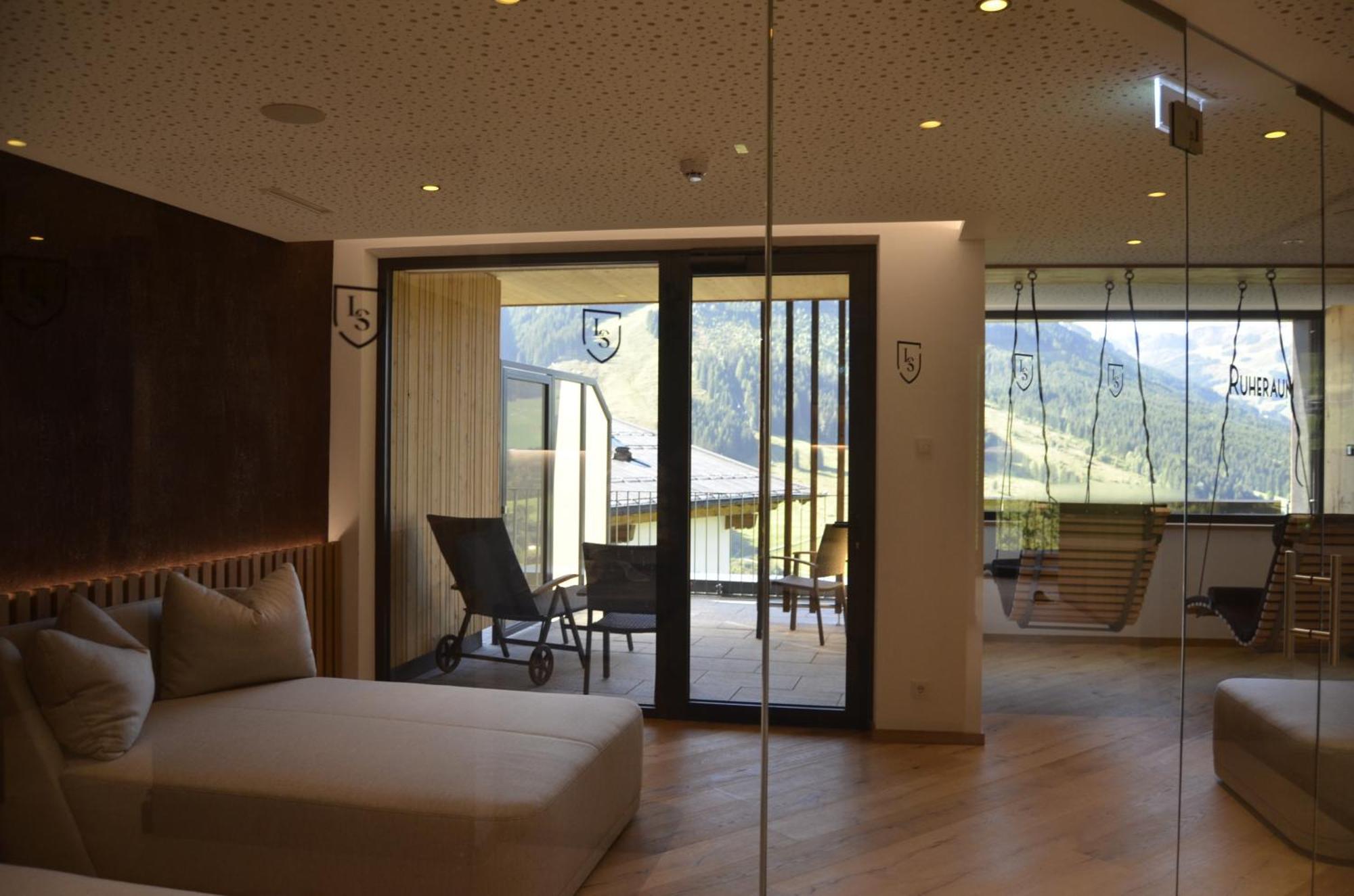 Landhaus Saalbach - Joker Card Included In Summer エクステリア 写真